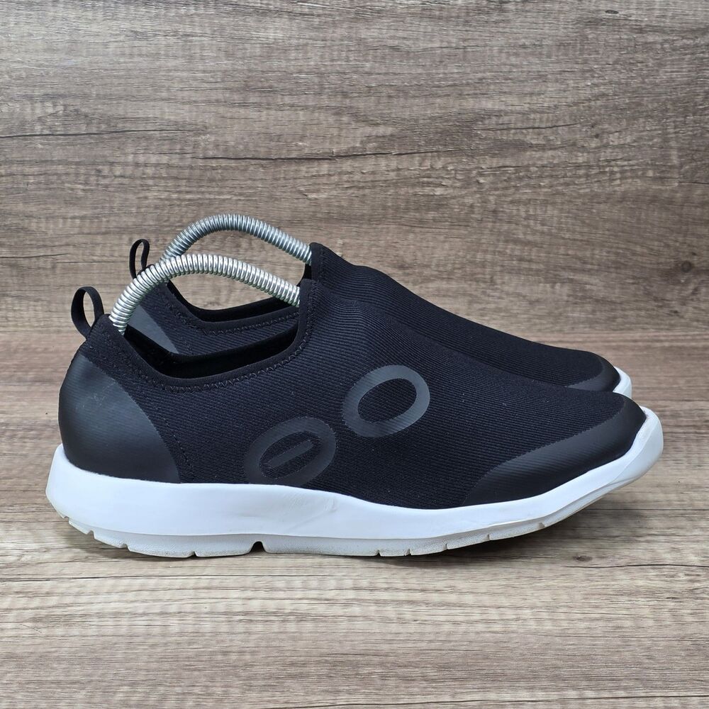 Oofos OOmg Sport Low Slip On Sneakers Women's Size 11 Black White Shoes